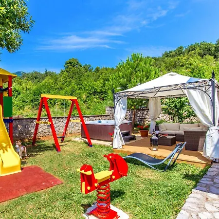 Holiday Orhidea
